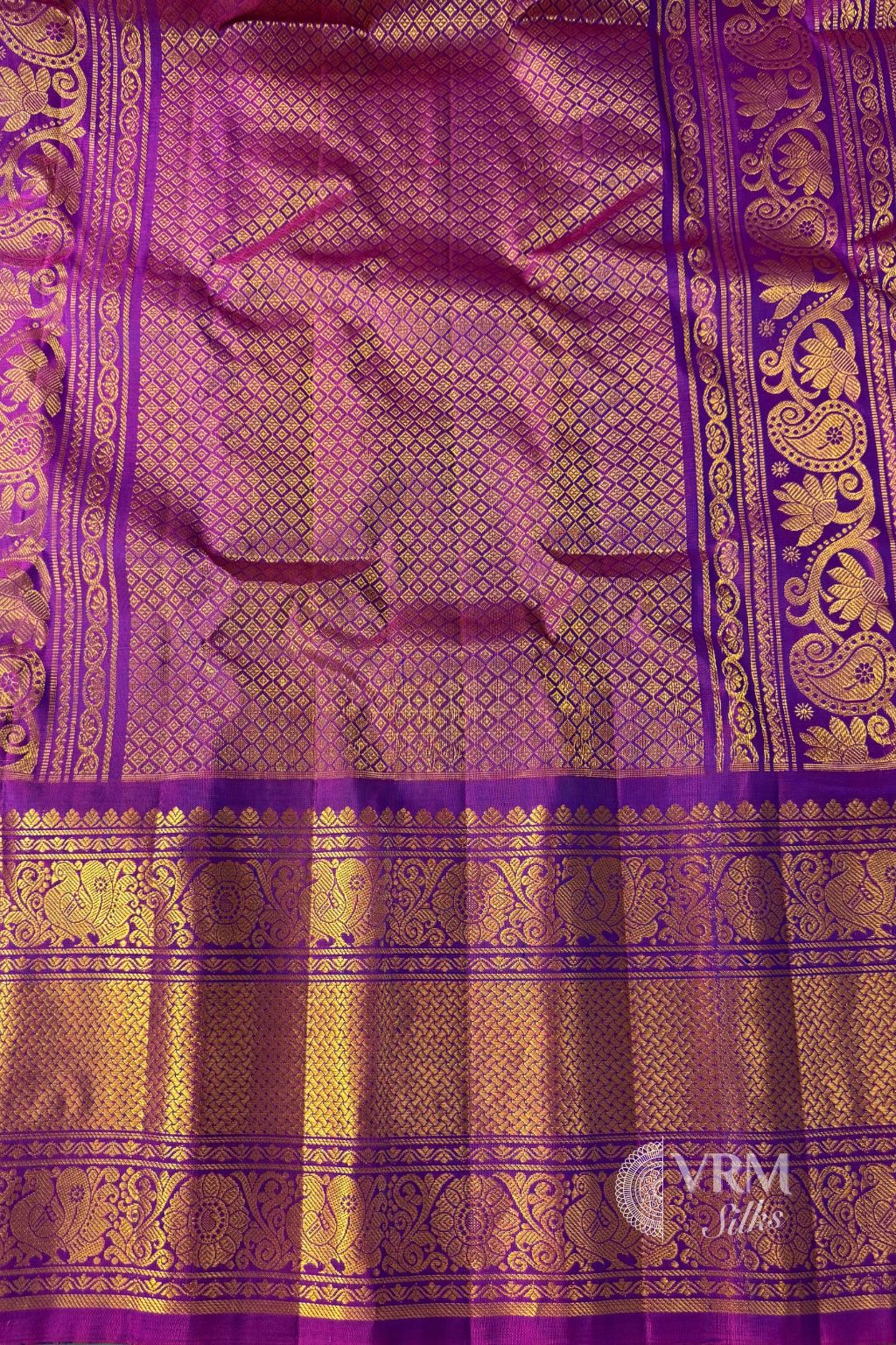 Traditional Lavender Gadwal Silk Saree with zari craftsmanship